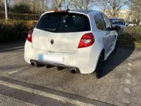 Gebraucht Renault Clio III R.S. 201 PS (147 kW) 2010 Weiß Limousine