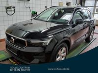 Gebraucht Volvo XC40 129 PS (94 kW) 2024 Schwarz onyx black / metallic SUV