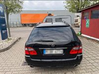 Usado Mercedes E320 224 HP (164 kW) 2009 Preto Carrinha