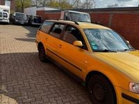 Second-hand VW Passat 110 CP (80 kW) 2000 Galben Break