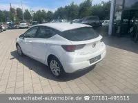 Gebraucht Opel Astra Edition 110 PS (80 kW) 2015 Weiß Limousine