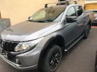Gebraucht Mitsubishi L200 181 PS (133 kW) 2018 Silber Pickup