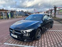Gebraucht Mercedes A180 AMG 116 PS (85 kW) 2018 Schwarz metallic Limousine