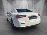 Gebraucht Maserati Ghibli 349 PS (256 kW) 2017 Weiß Limousine
