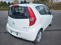 Gebraucht Opel Agila Edition 65 PS (47 kW) 2011 Weiß Kleinwagen
