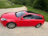 Gebraucht Opel Insignia 160 PS (117 kW) 2011 Rot Kombi