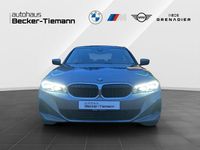 Gebraucht BMW 320 Comfort Edition 184 PS (135 kW) 2024 Skyscraper grau Limousine