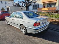 Gebraucht BMW 528 193 PS (141 kW) 1997 Silber Limousine
