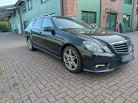 Gebraucht Mercedes E350 Avantgarde 265 PS (194 kW) 2010 Schwarz Limousine