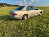 Gebraucht Mercedes E220 142 PS (104 kW) 2000 Grau Limousine