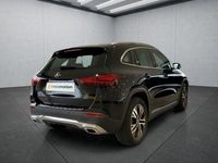 Gebraucht Mercedes GLA200 150 PS (110 kW) 2025 Schwarz SUV