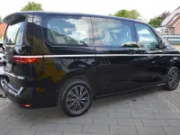 Używany VW Multivan Style 150 KM (110 kW) 2023 Czarny Minivan