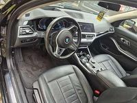 Gebraucht BMW 330e Luxury Line 184 PS (135 kW) 2020 Schwarz Limousine