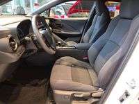 Neu Toyota C-HR 223 PS (164 kW) 2025 Weiß SUV