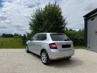 Gebraucht Skoda Fabia Joy 60 PS (44 kW) 2016 Silber Limousine
