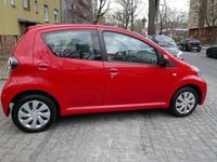 Gebraucht Toyota Aygo Cool 68 PS (50 kW) 2014 Rot Kleinwagen