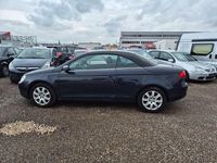 Usata VW Eos Edition 140 CV (102 kW) 2010 Blu Cabrio