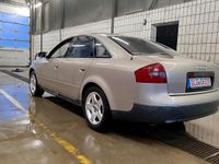 Gebraucht Audi A6 163 PS (119 kW) 2000 Gold Limousine