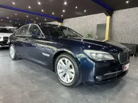 Gebraucht BMW 750 408 PS (300 kW) 2009 Imperialblau Limousine