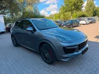 Gebraucht Porsche Cayenne Chrono 441 PS (324 kW) 2018 Grau SUV