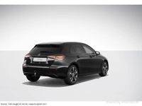 Gebraucht Mercedes A180 Night 136 PS (100 kW) 2024 Unilack nachtschwarz Limousine