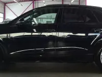 Gebraucht Audi Q8 Sport 286 PS (210 kW) 2020 Schwarz SUV
