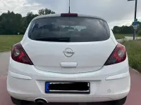 Gebraucht Opel Corsa 80 PS (58 kW) 2009 Weiß Kleinwagen
