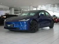 Gebraucht Tesla Model 3 366 kW (498 PS) 2024 Blau metallic Limousine