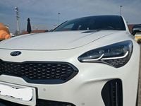 Gebraucht Kia Stinger GT 366 PS (269 kW) 2021 Weiß Kleinwagen