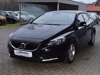Gebraucht Volvo V40 Momentum 122 PS (89 kW) 2018 Schwarz Limousine