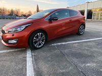 Gebraucht Kia ProCeed Spirit 135 PS (99 kW) 2014 Orange Kleinwagen