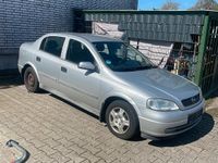 Gebraucht Opel Astra 75 PS (55 kW) 1997 Silber Limousine