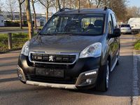 Gebraucht Peugeot Partner Tepee Outdoor 110 PS (80 kW) 2017 Grau Van / Kleinbus