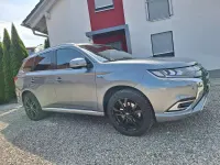 Gebraucht Mitsubishi Outlander P-HEV Plus 224 PS (164 kW) 2021 Grau SUV