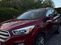 Usado Ford Escape 252 CV (185 kW) 2016 Rojo SUV