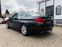 Gebraucht BMW 520 184 PS (135 kW) 2013 Saphirschwarz Limousine