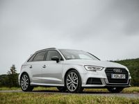 gebraucht Audi A3 Sportback 35 TFSI S tronic S line AHK