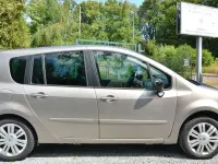Gebraucht Renault Grand Modus 111 PS (81 kW) 2011 Braun Van / Kleinbus