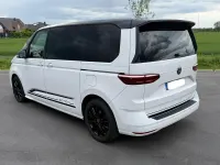 Używany VW Multivan Edition 150 KM (110 kW) 2023 Biały Minivan