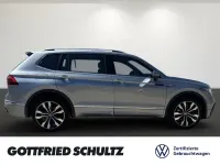Gebraucht VW Tiguan Allspace R-line 200 PS (147 kW) 2023 Silber SUV