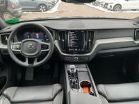 Gebraucht Volvo XC60 Plus 197 PS (144 kW) 2024 Grau SUV