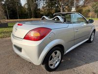 Gebraucht Opel Tigra 90 PS (66 kW) 2005 Silber Cabrio