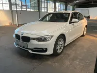 Gebraucht BMW 320 Sport Line 184 PS (135 kW) 2012 Weiß Limousine