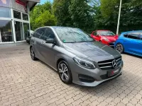 Gebraucht Mercedes B180 Urban 122 PS (89 kW) 2017 Mountaingrau Kleinwagen