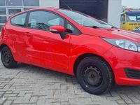 Gebraucht Ford Fiesta Trend 60 PS (44 kW) 2015 Rot Kleinwagen