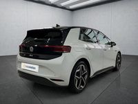 Gebraucht VW ID.3 Pro 150 kW (204 PS) 2022 Weiß Kleinwagen