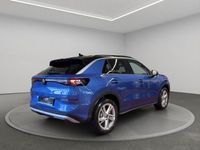 Neu VW T-Roc Life 150 PS (110 kW) 2026 Blau SUV