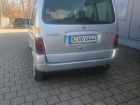 Gebraucht Citroën Berlingo 106 PS (77 kW) 2005 Silber Van / Kleinbus