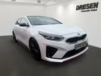 Gebraucht Kia ProCeed GT GT 204 PS (150 kW) 2020 Weiß Kleinwagen