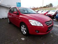 Gebraucht Kia Ceed 143 PS (105 kW) 2009 Rot Kleinwagen